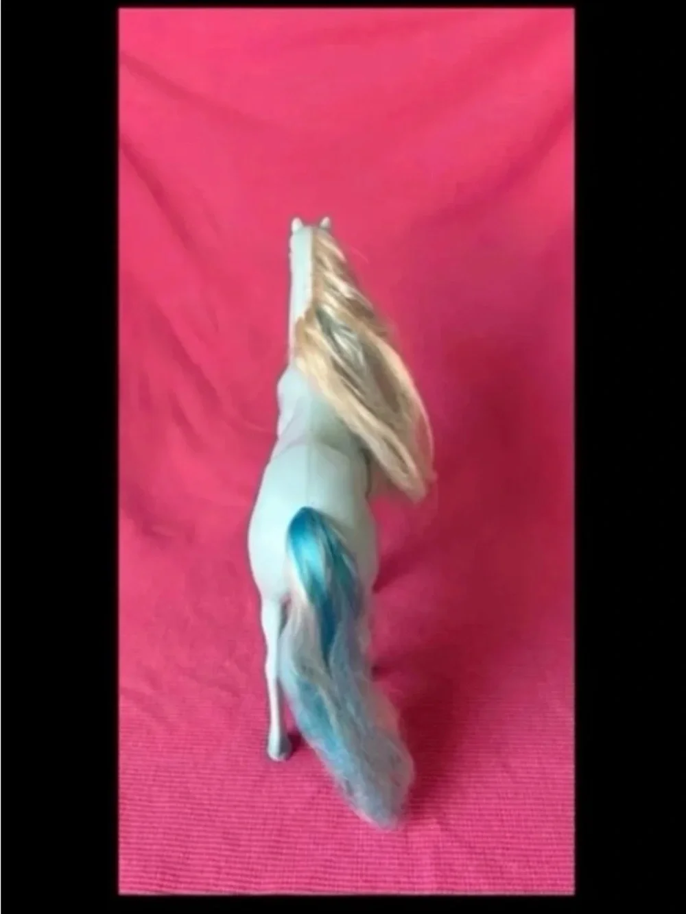Barbie 2005 Rapunzel’s Blue HORSE Wedding to Princess Stefan accessory